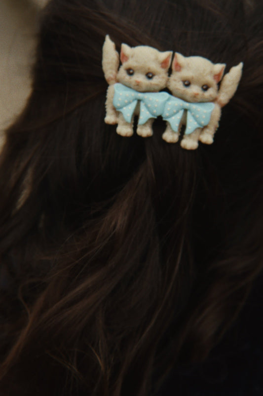 kitty big hair clip