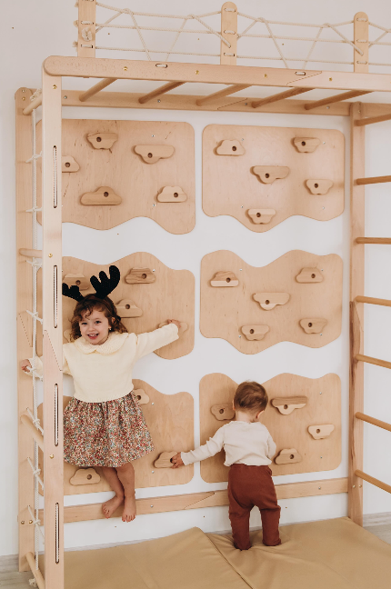 wood and hearts