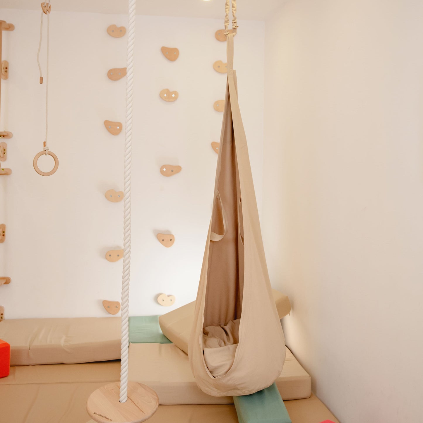 Pod Swing