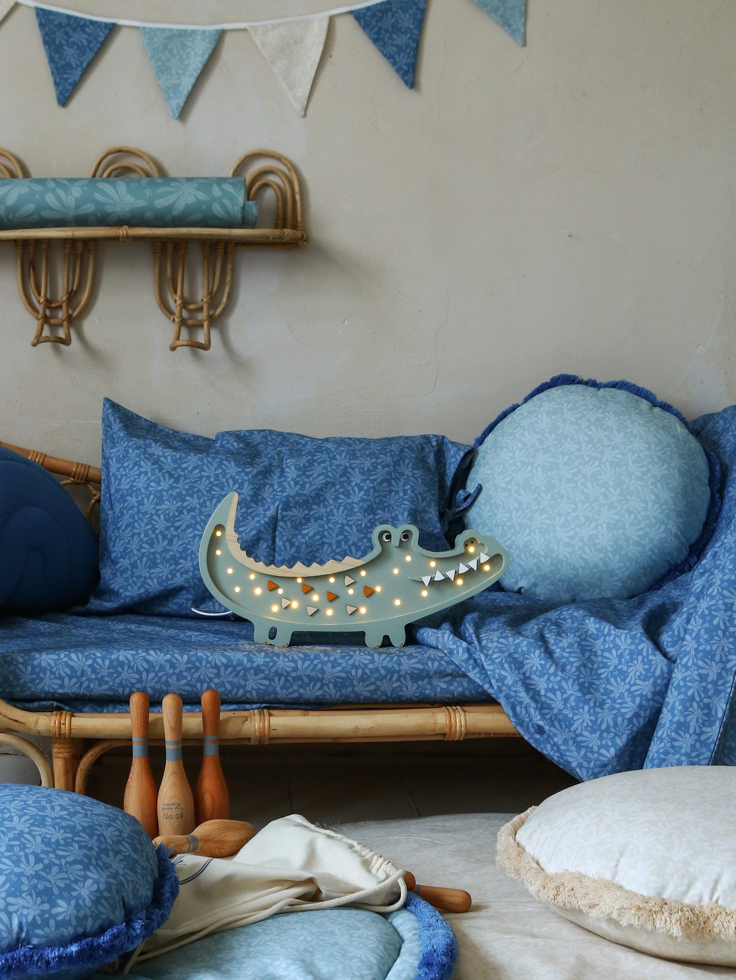 Little Lights Crocodile Lamp