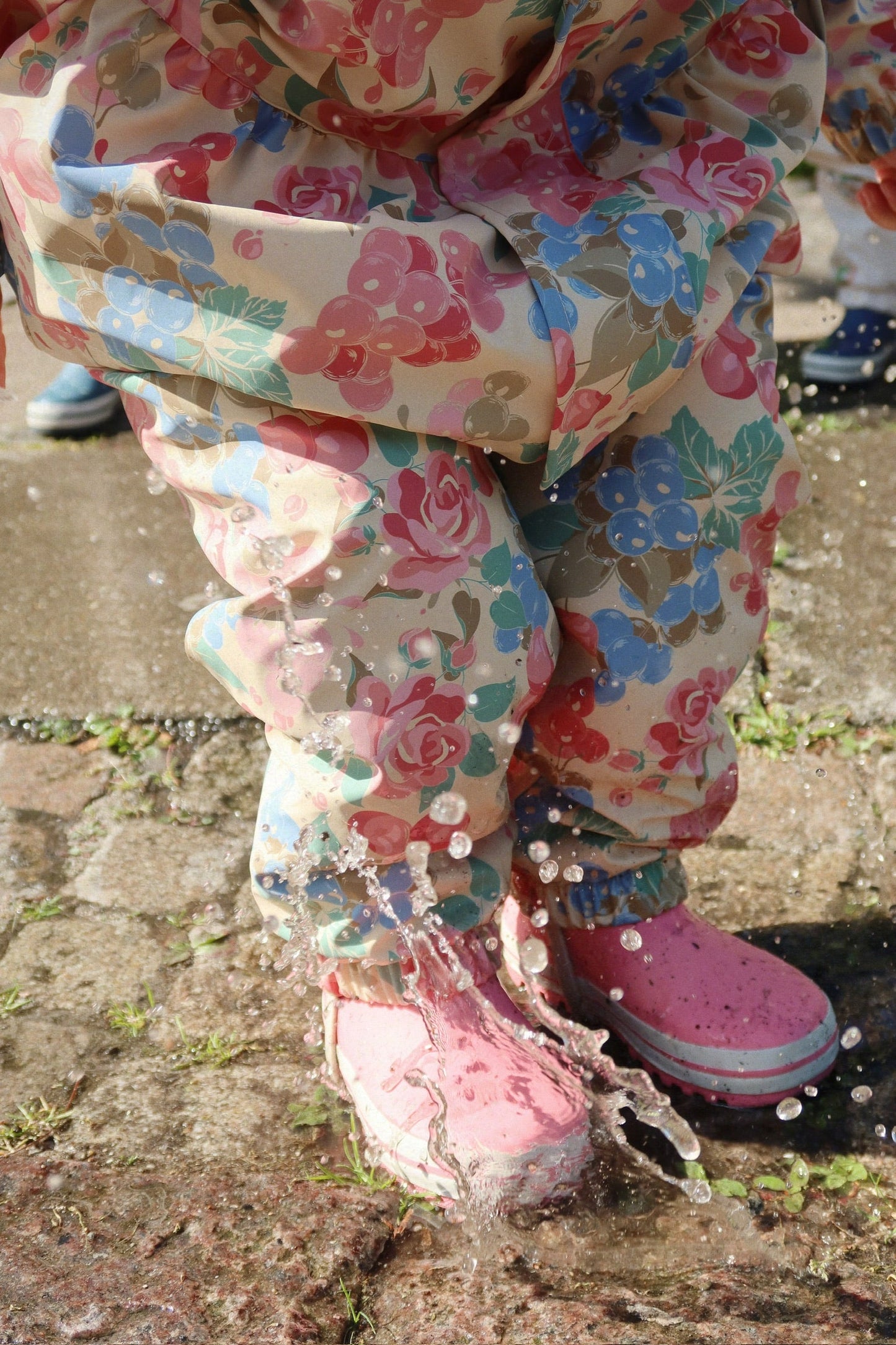 Rainy Palme Set Girl