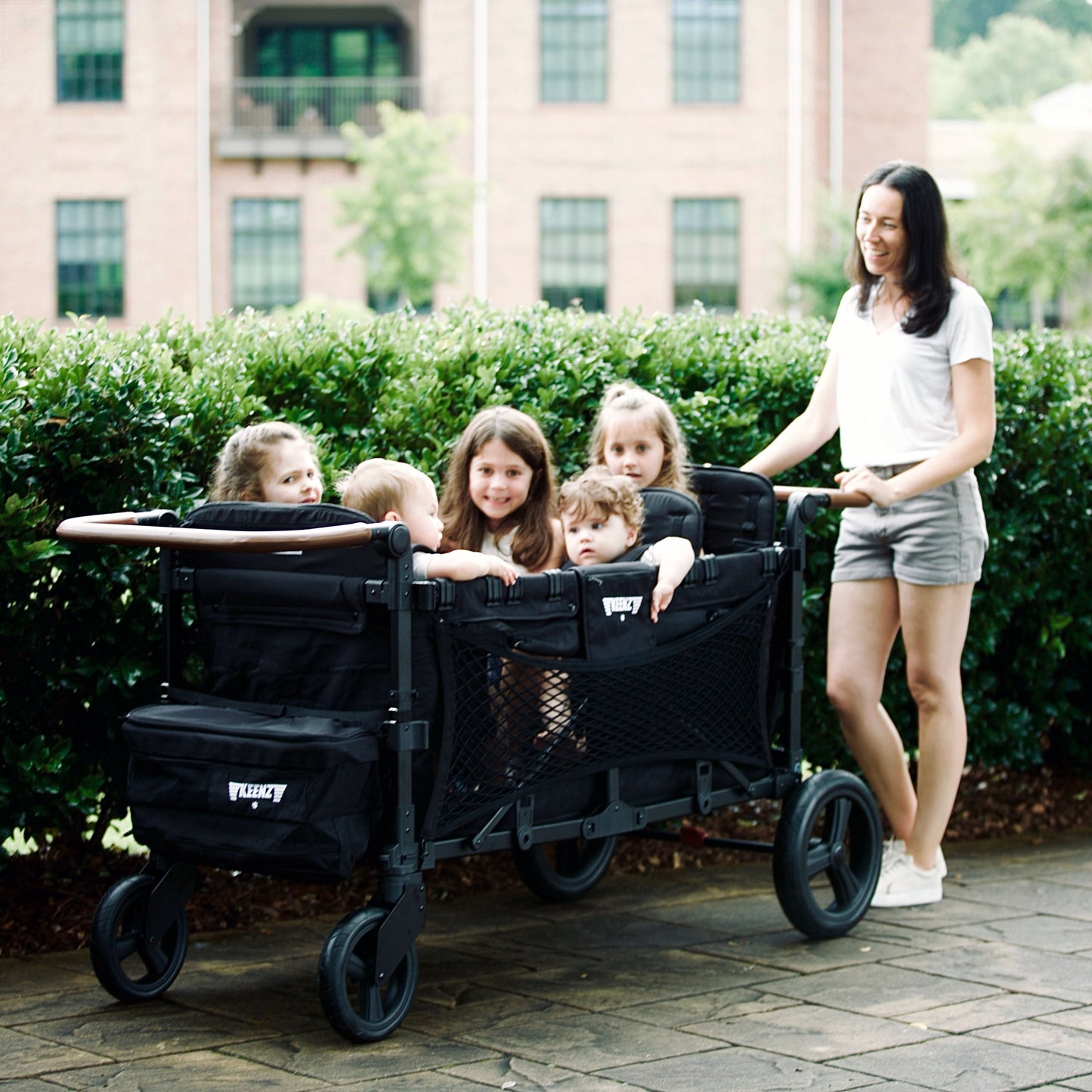 Keenz XC6 EVO – The Evolution of Six-Passenger Comfort